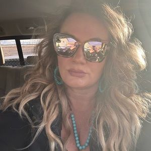 Meet your Posher, Ann